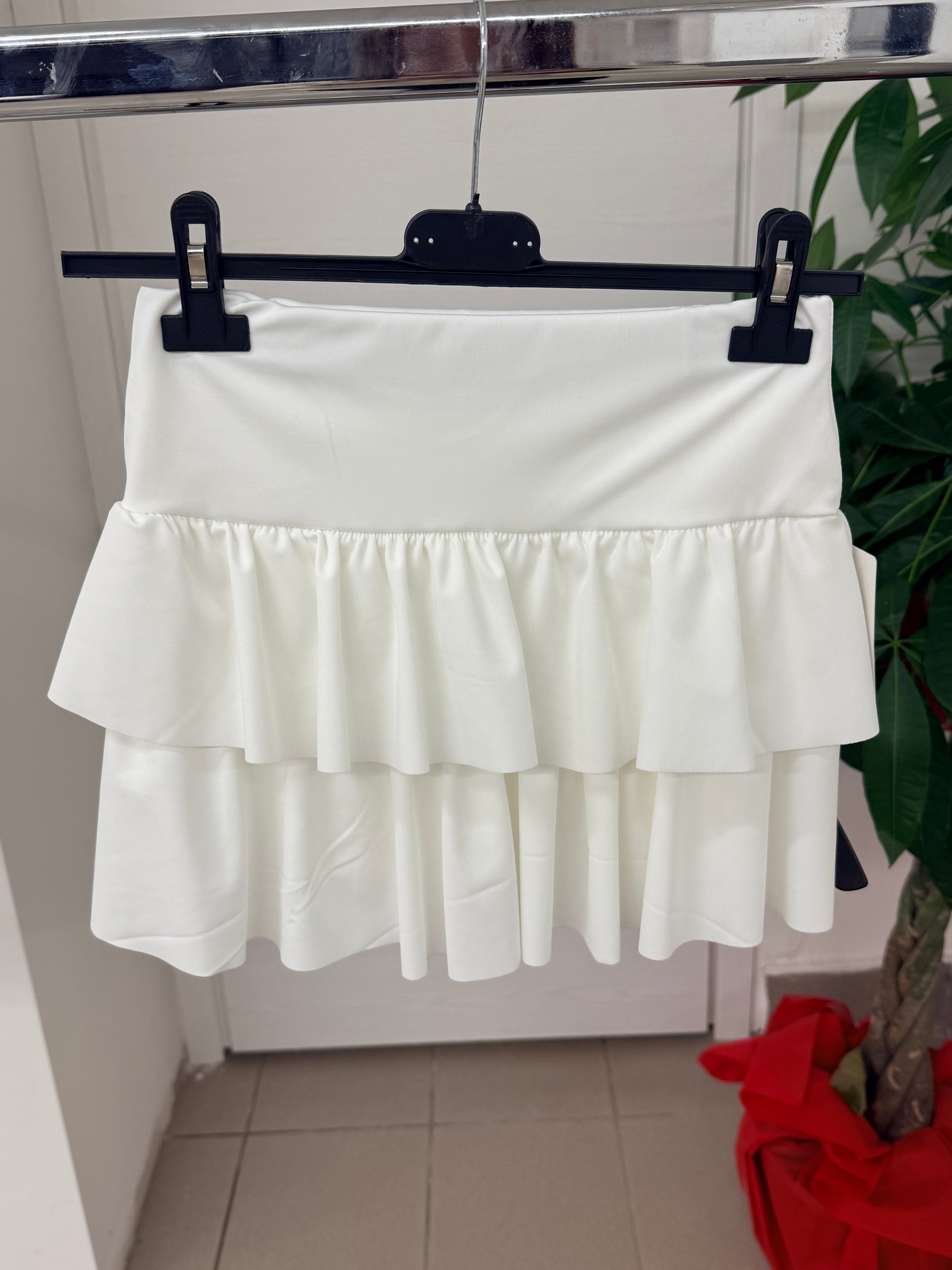 Mini gonna a balze con pantaloncino FGD MODA