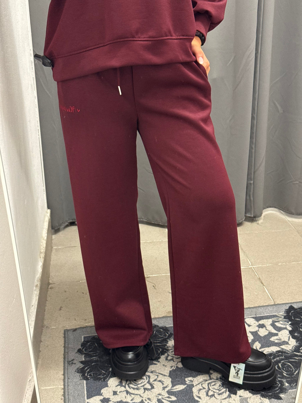 Set Coordinato Felpa E Pantaloni A Palazzo Con Scritta “Always” FGD MODA