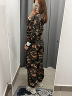 Set Coordinato Acetato Militare Giacca E Pantaloni Con Polsini Con Strisce Laterali FGD MODA
