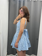 Abito Corto con Ricami Fiorati con Fiocco sul Retro FGD MODA