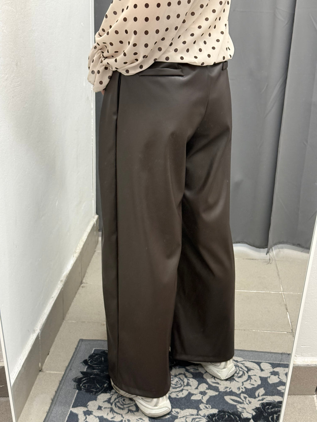 Pantaloni In Ecopelle A Gamba Larga Con Pence FGD MODA