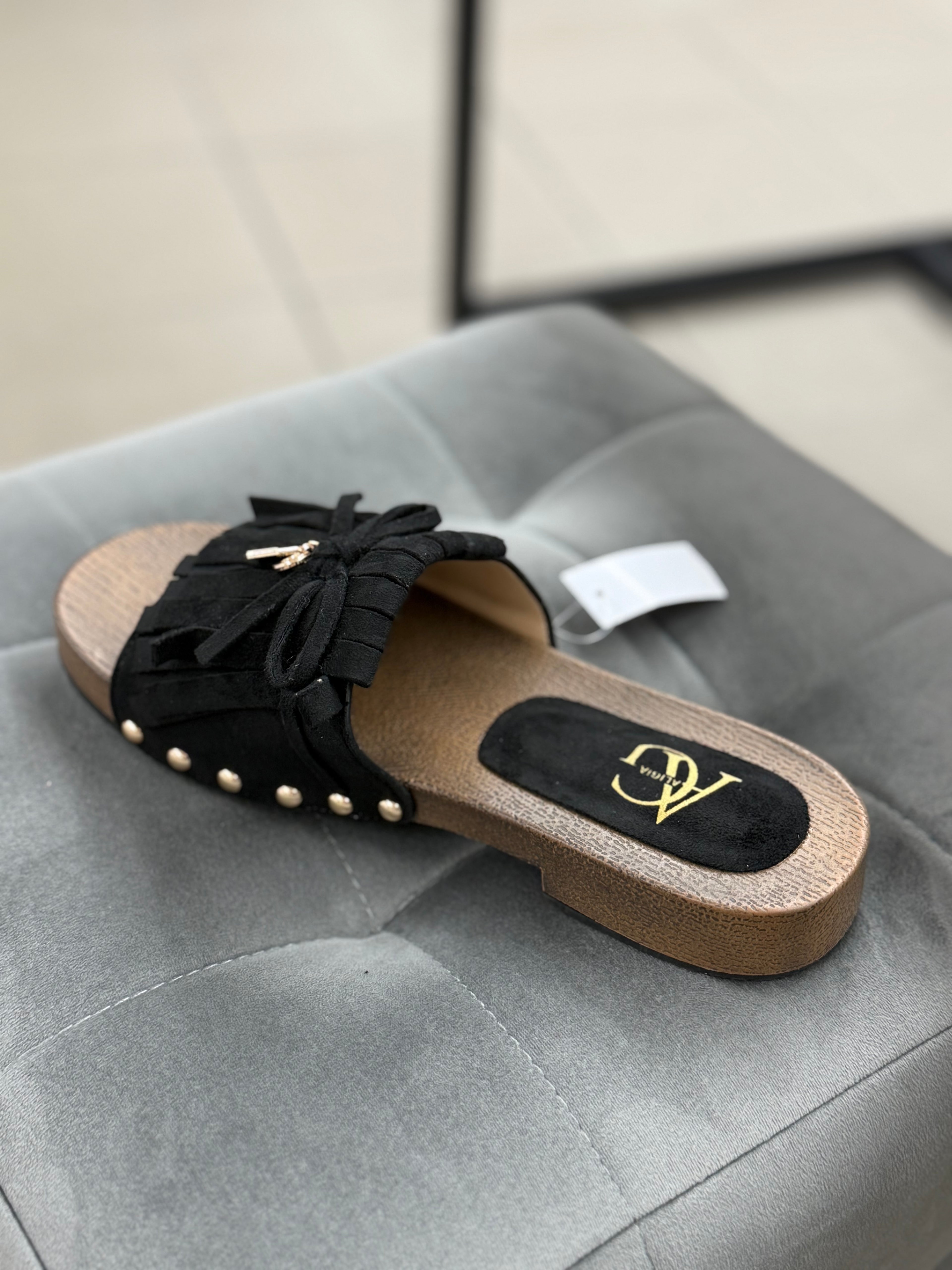 Ciabatta in camoscio con frange con suola in legno GH-826 FGD MODA