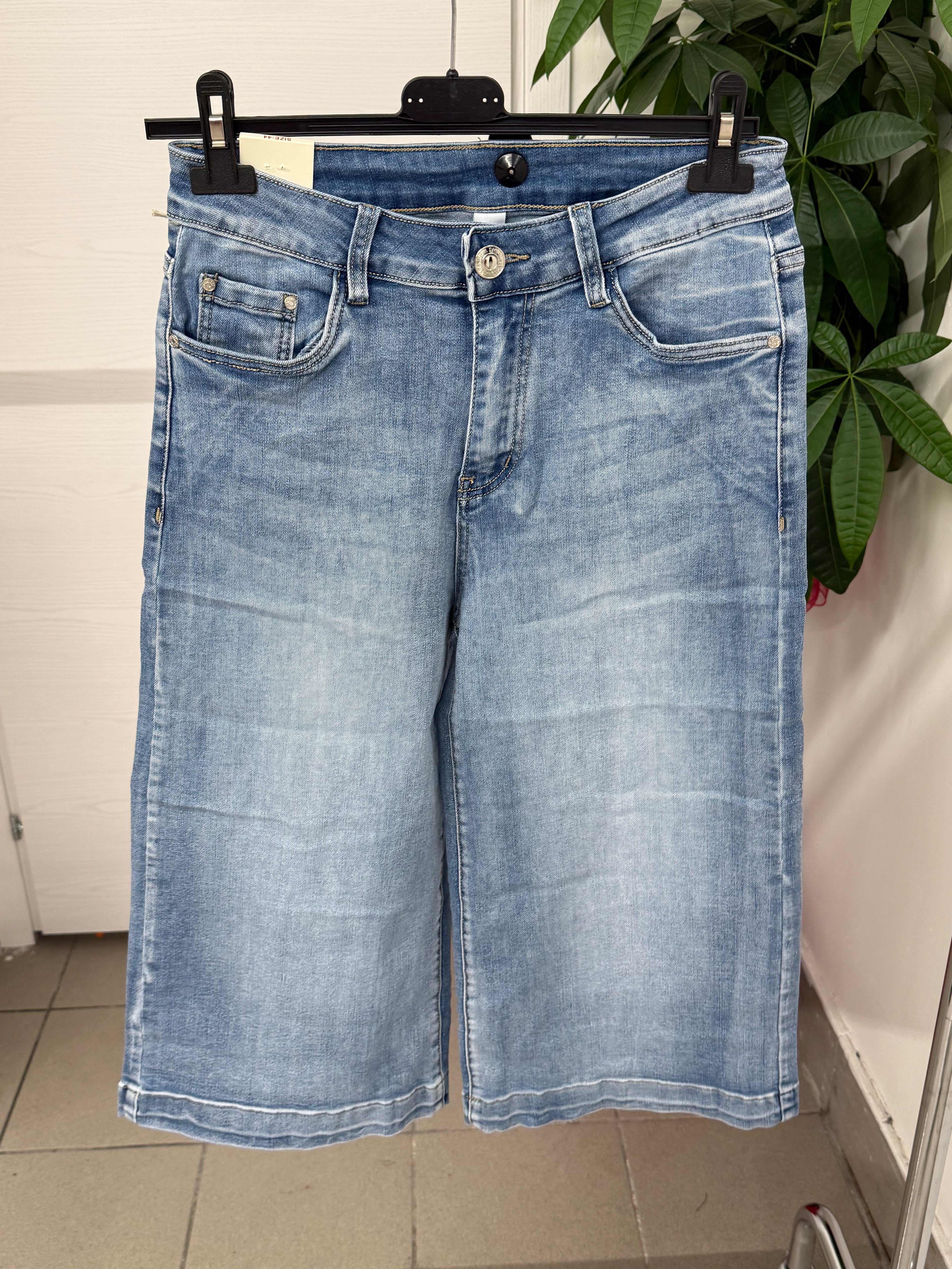 Bermuda di jeans fino a taglia 54 A3005A FGD MODA