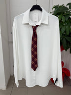 Camicia con cravatta scozzese