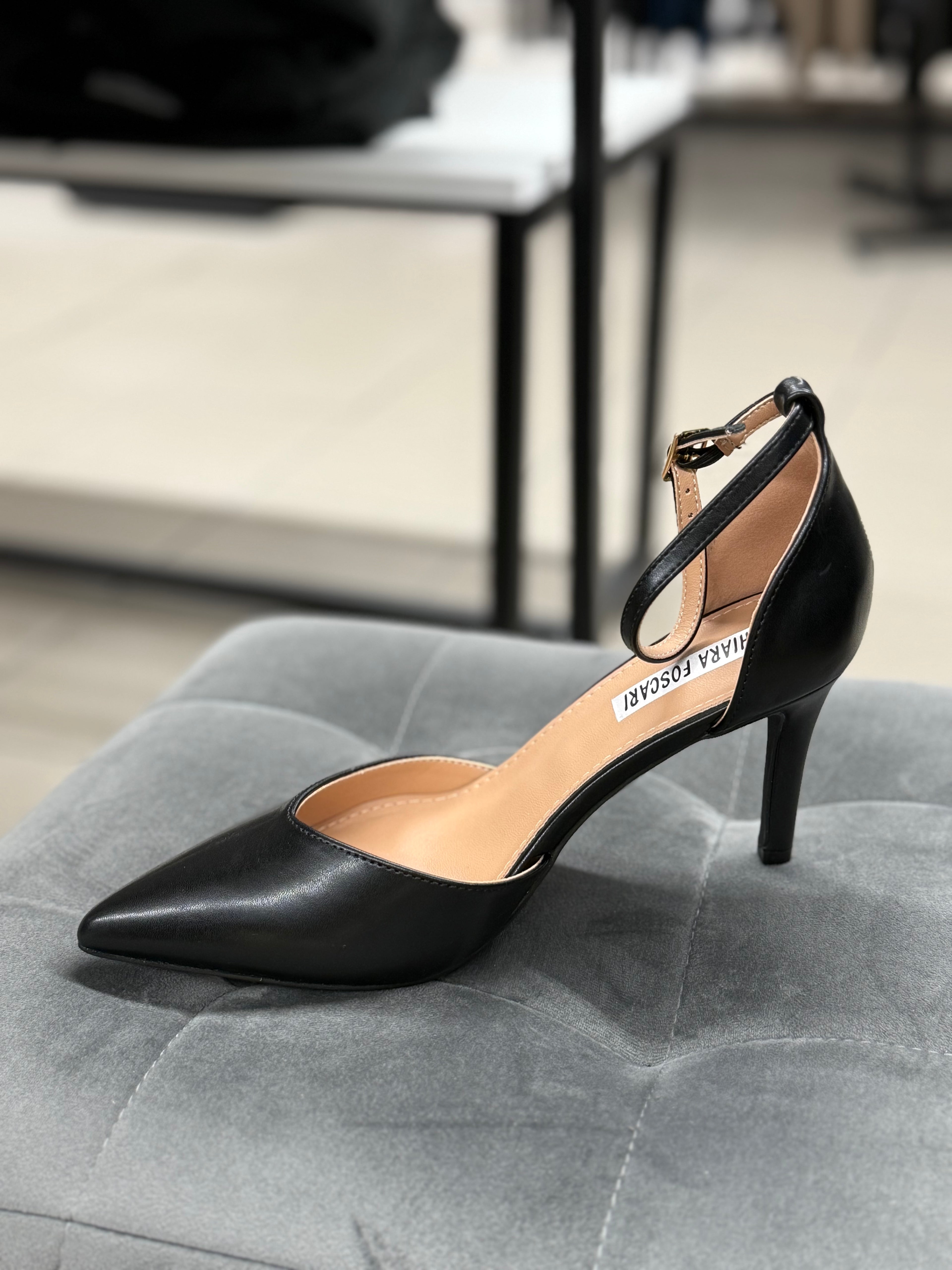 Décolleté con cinturino tacco 8cm