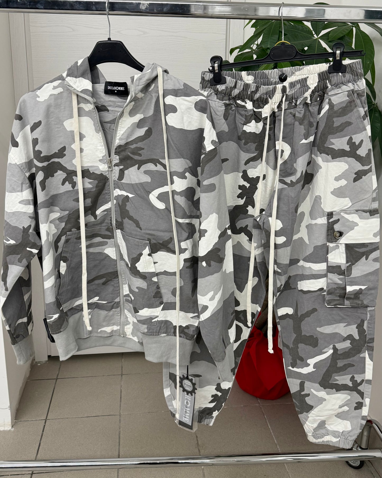 Senza titolo 23ott_10:50 FGD MODA