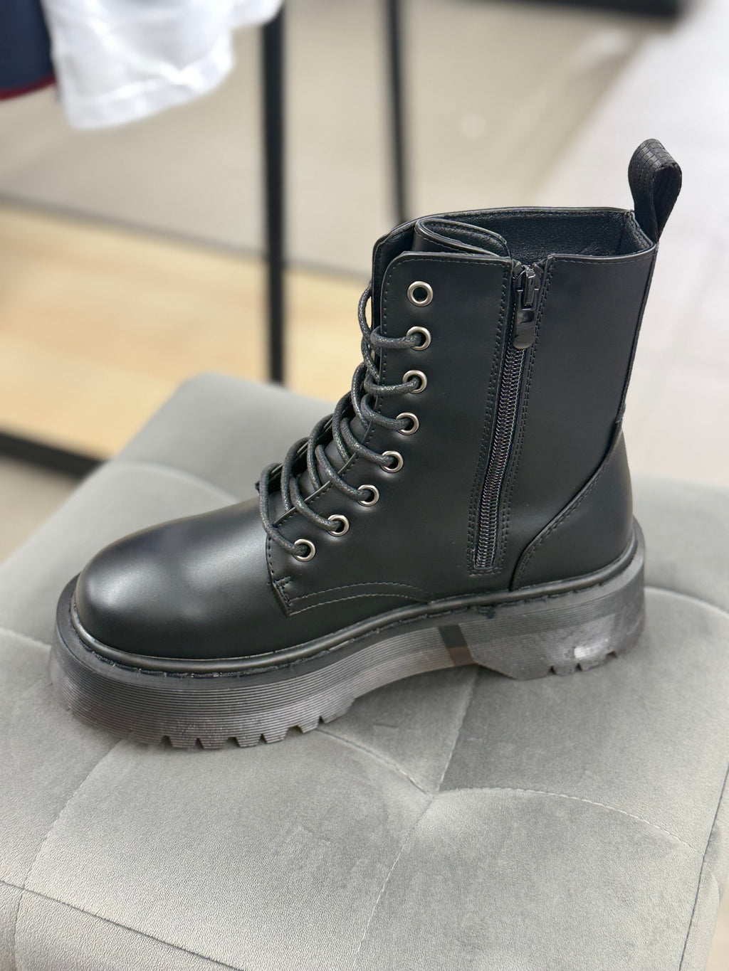 Anfibi In Ecopelle Con Platform Con Lacci G725 FGD MODA