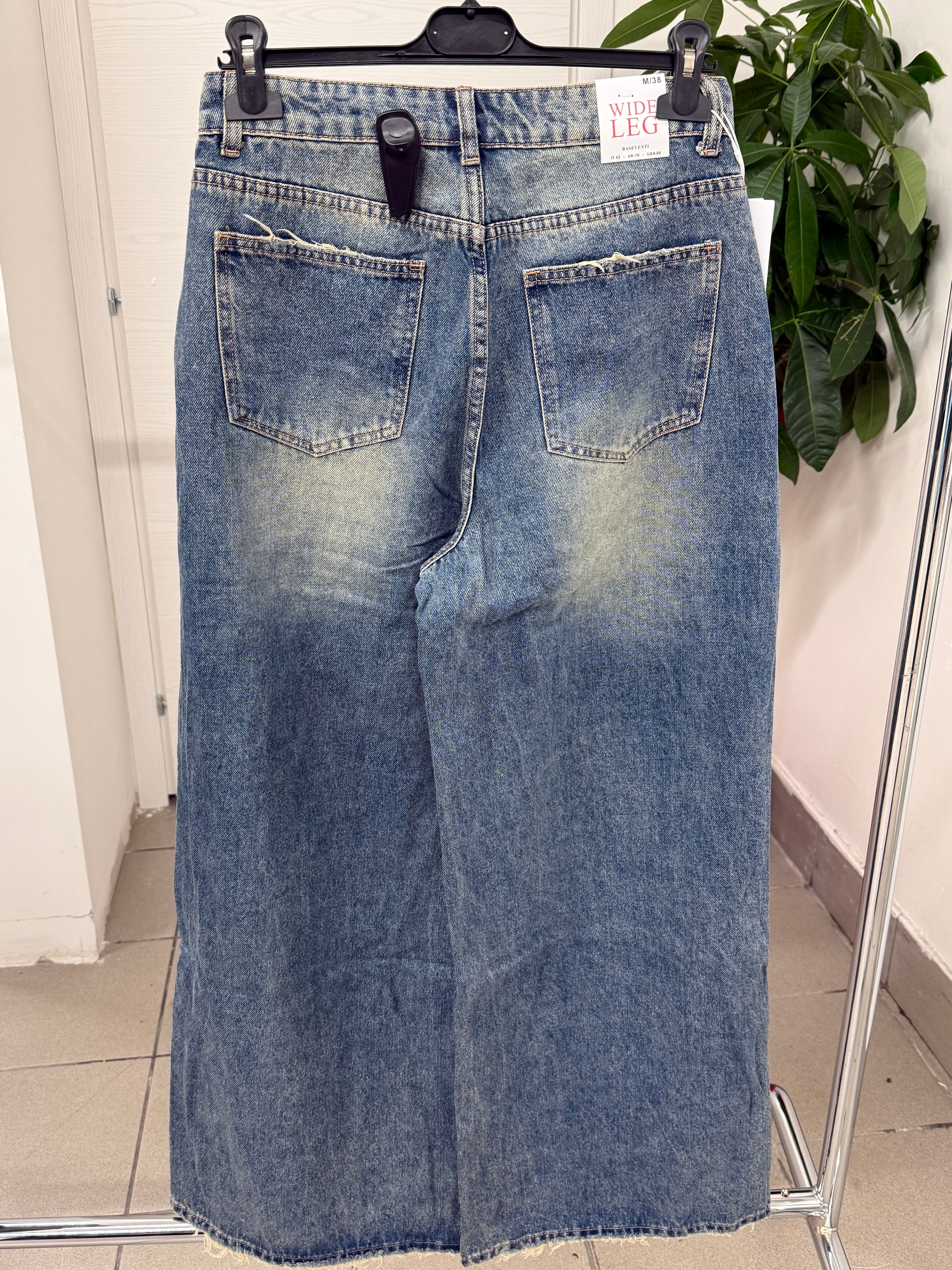Jeans a palazzo con strappi FGD MODA