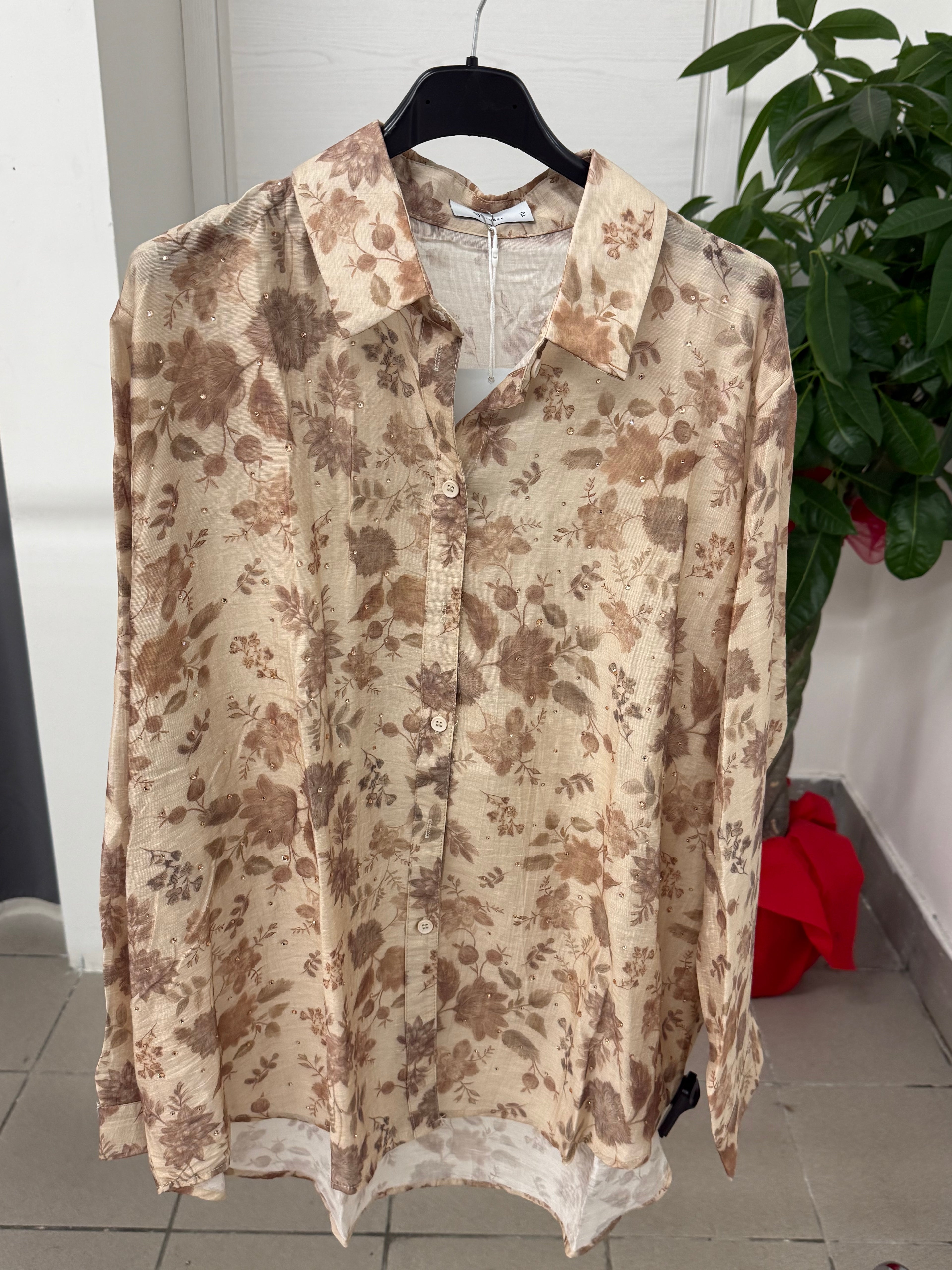 Camicia over fit a fantasia con brillantini