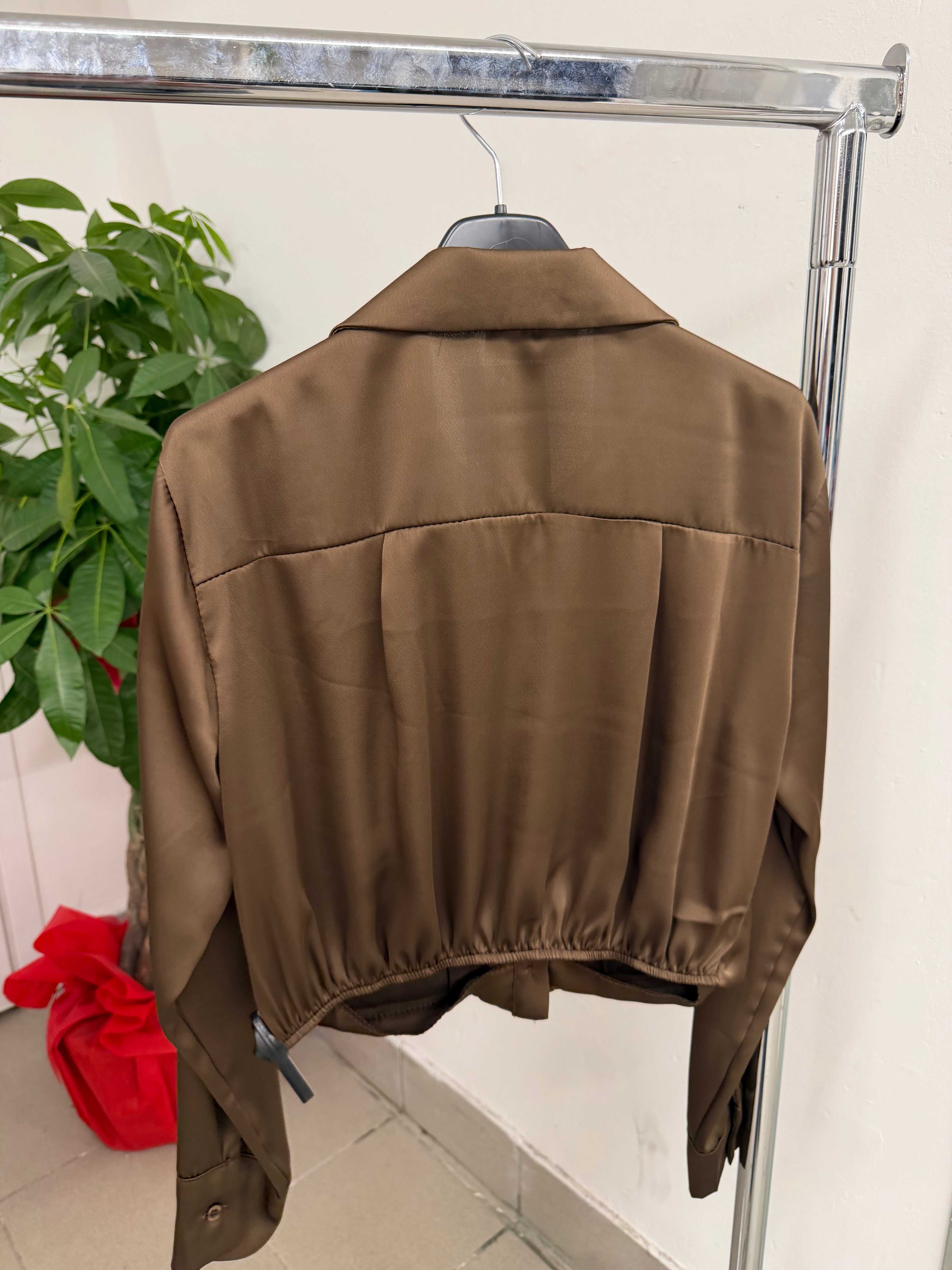 Camicia raso crop con elastico FGD MODA