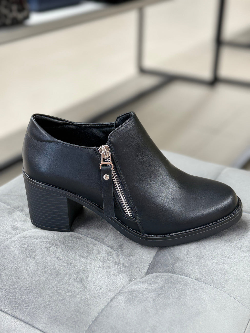 Stivaletti in ecopelle tacco 5cm FGD MODA