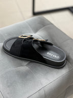 Ciabatta in camoscio con fibbie HF-80 FGD MODA