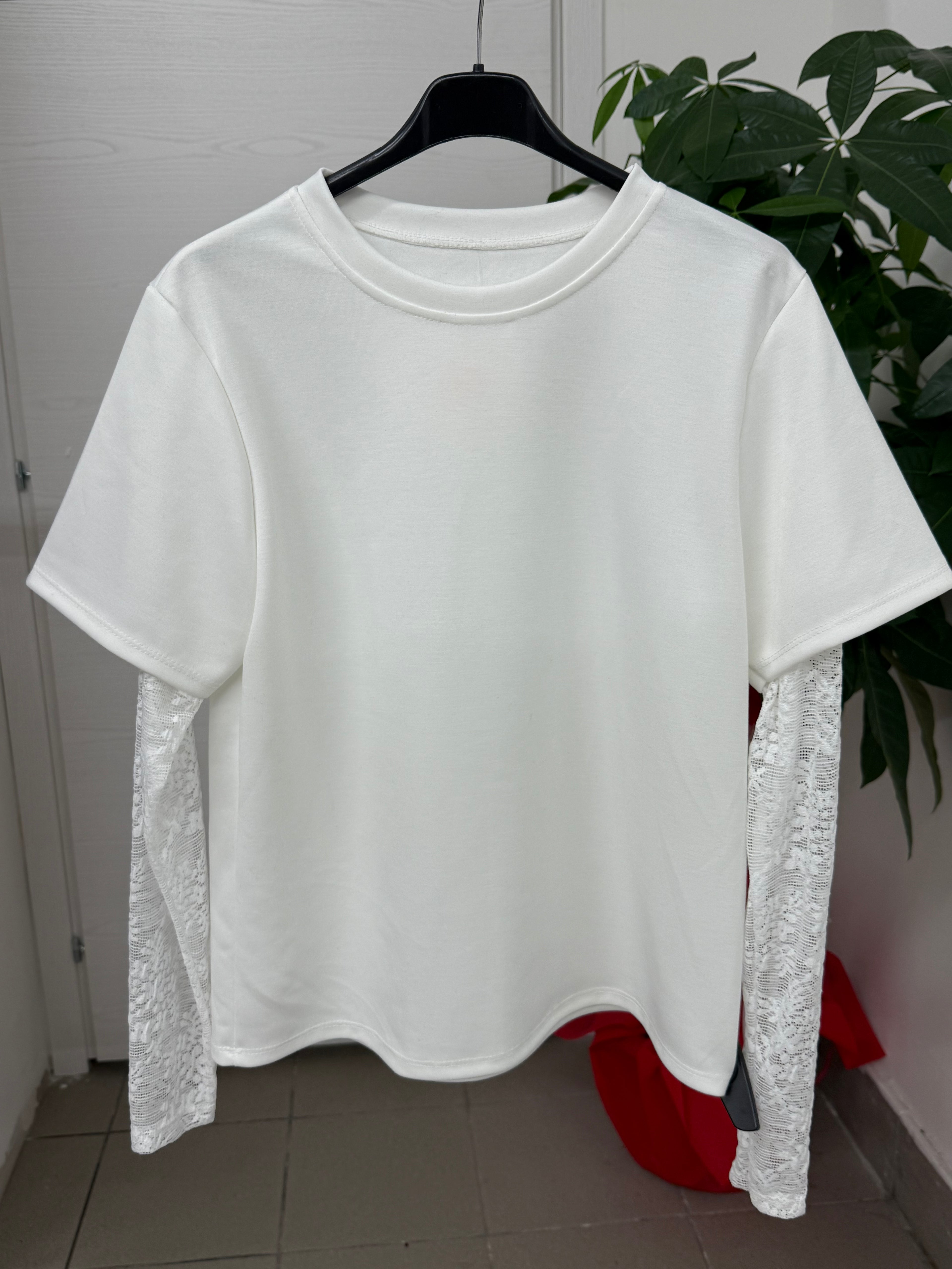 Maglietta tinta unita con maniche in pizzo FGD MODA