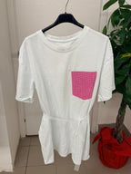 T-shirt in cotone over con tasca brillantinata e cinta FGD MODA