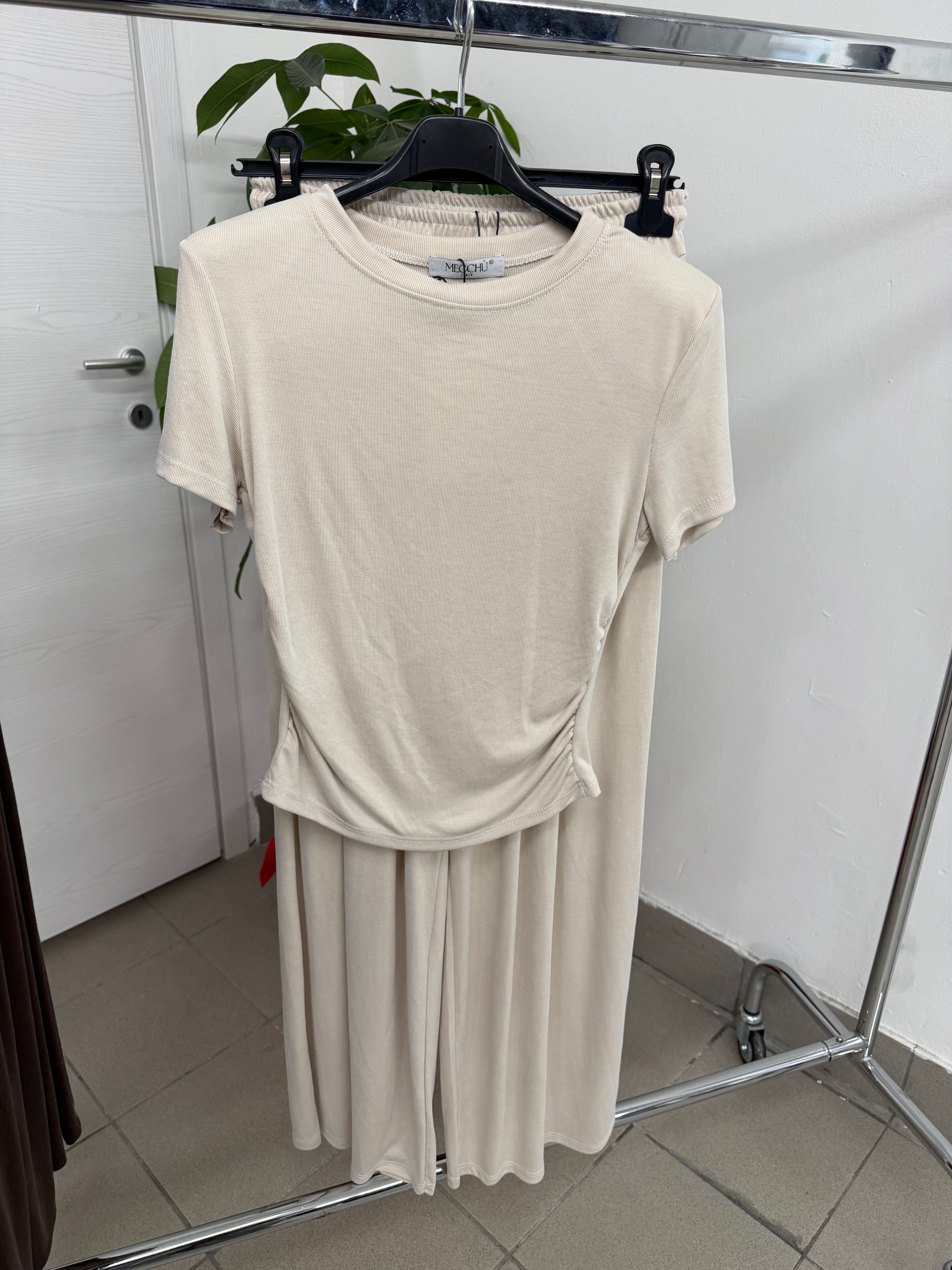 Set coordinato t-shirt e pantalone FGD MODA