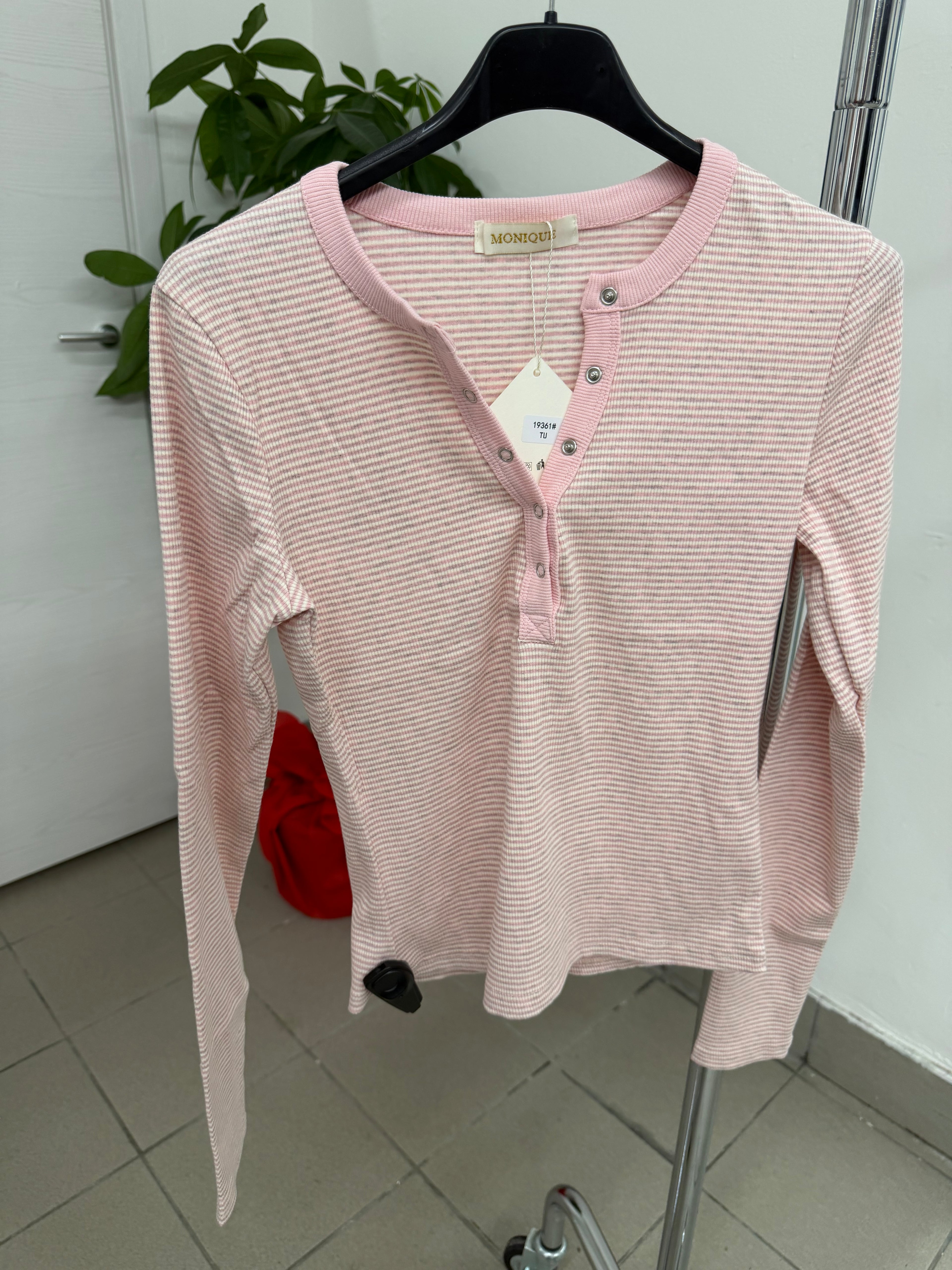 Magliettina a costine a righe con bottoni FGD MODA