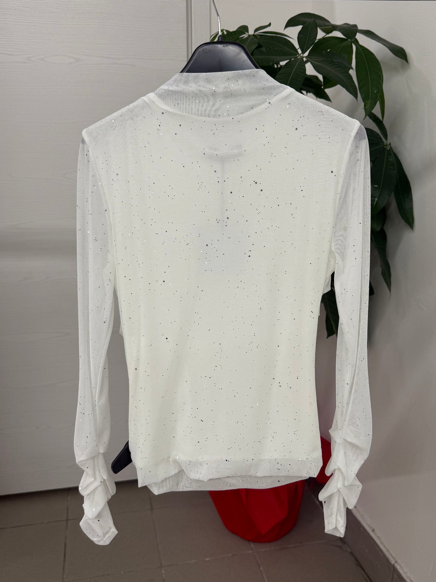 Maglietta a maniche lunghe brillantinata con balze FGD MODA