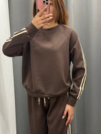 Set Coordinato Felpa E Pantaloni A Gamba Larga Con Strisce Laterali FGD MODA