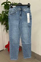 Jeans mom fit lavaggio chiaro FGD MODA