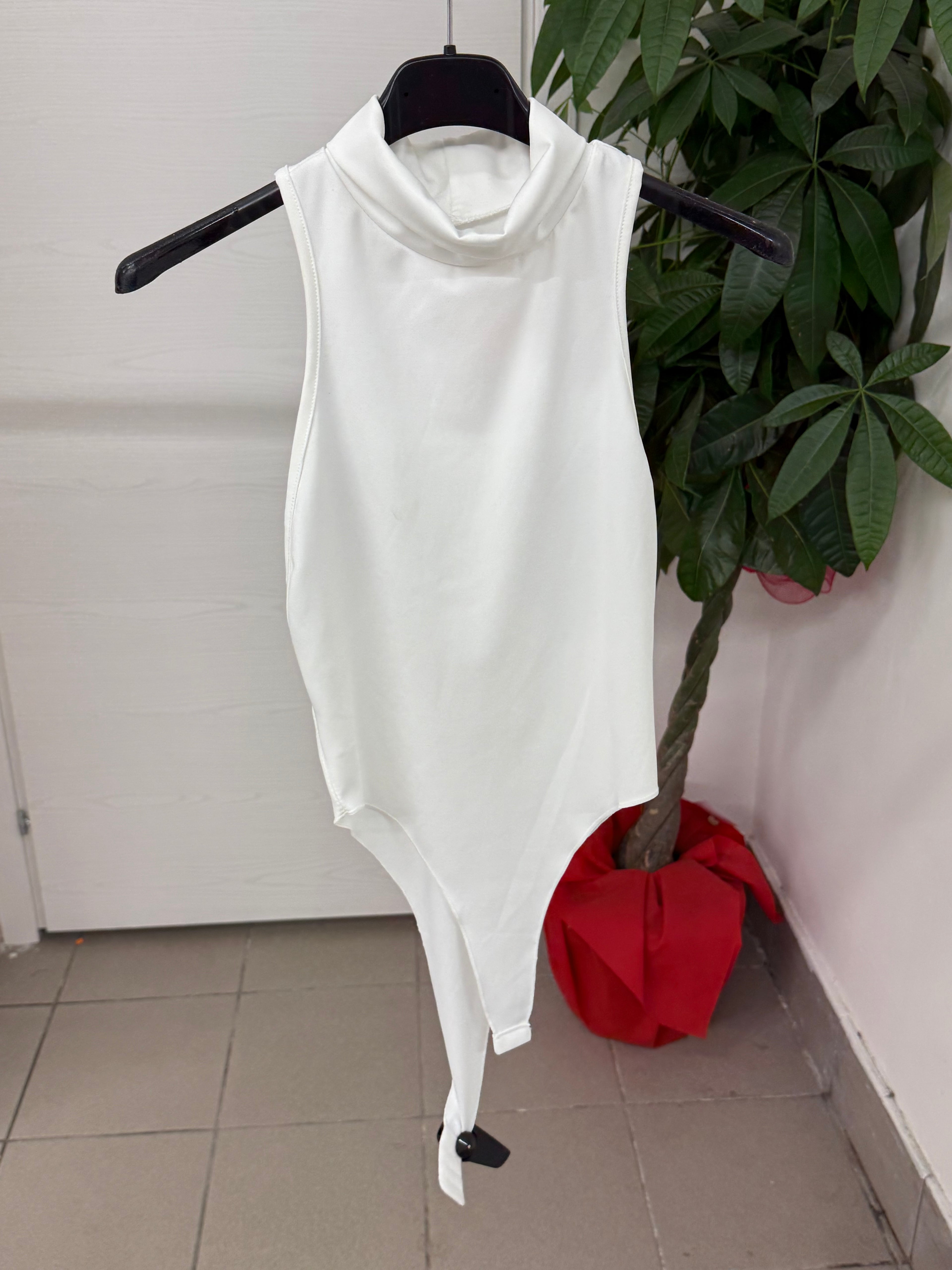 Body in lycra smanicato con collo alto FGD MODA