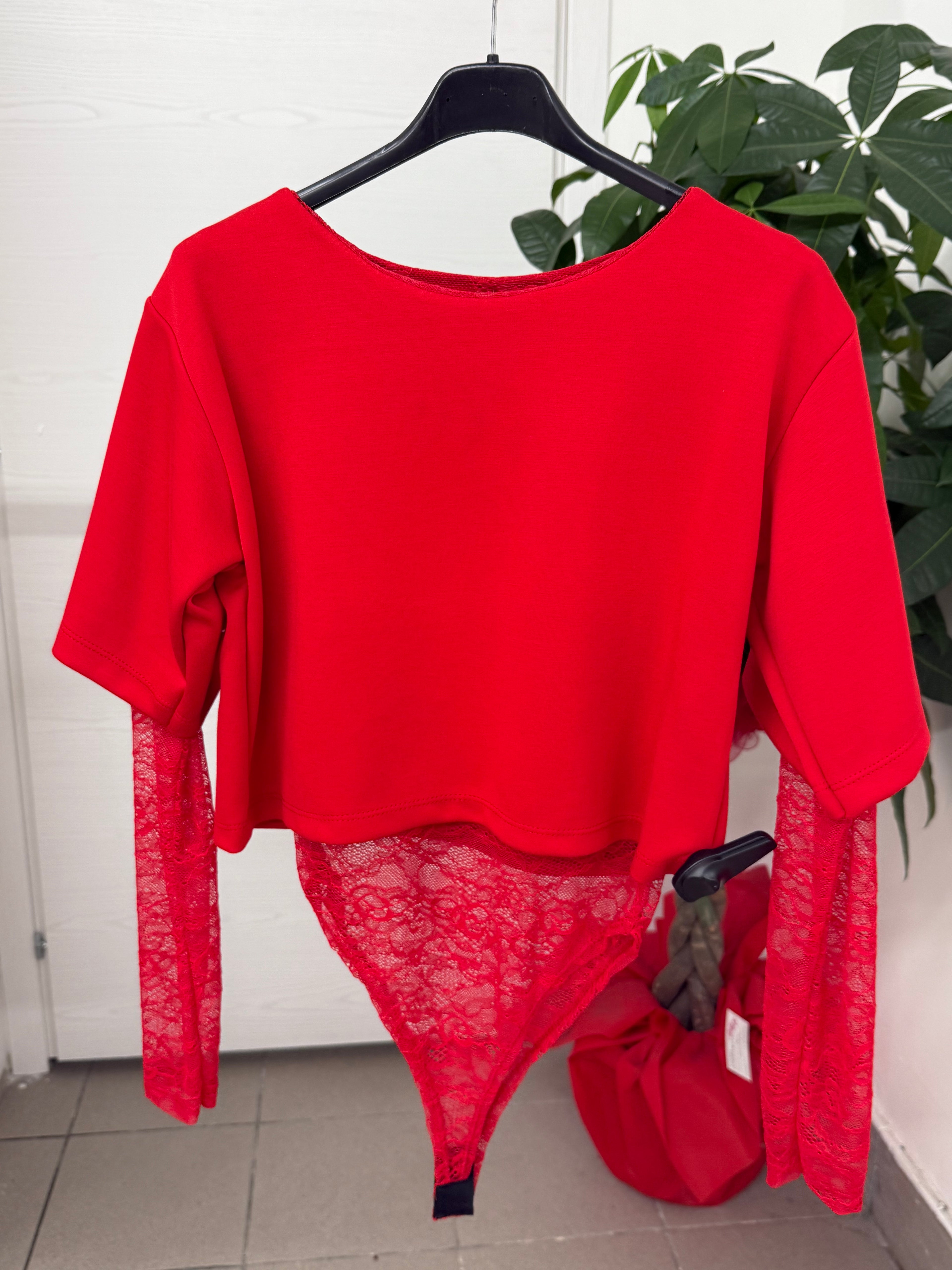 Body con maniche in pizzo FGD MODA