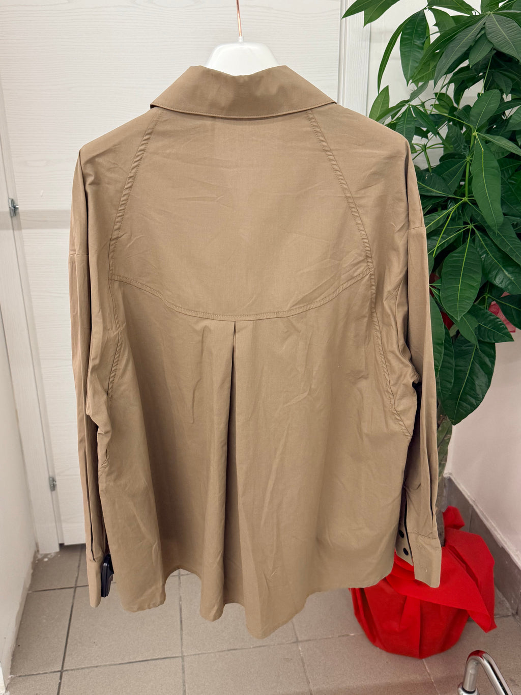 Camicia in cotone con cuciture FGD MODA