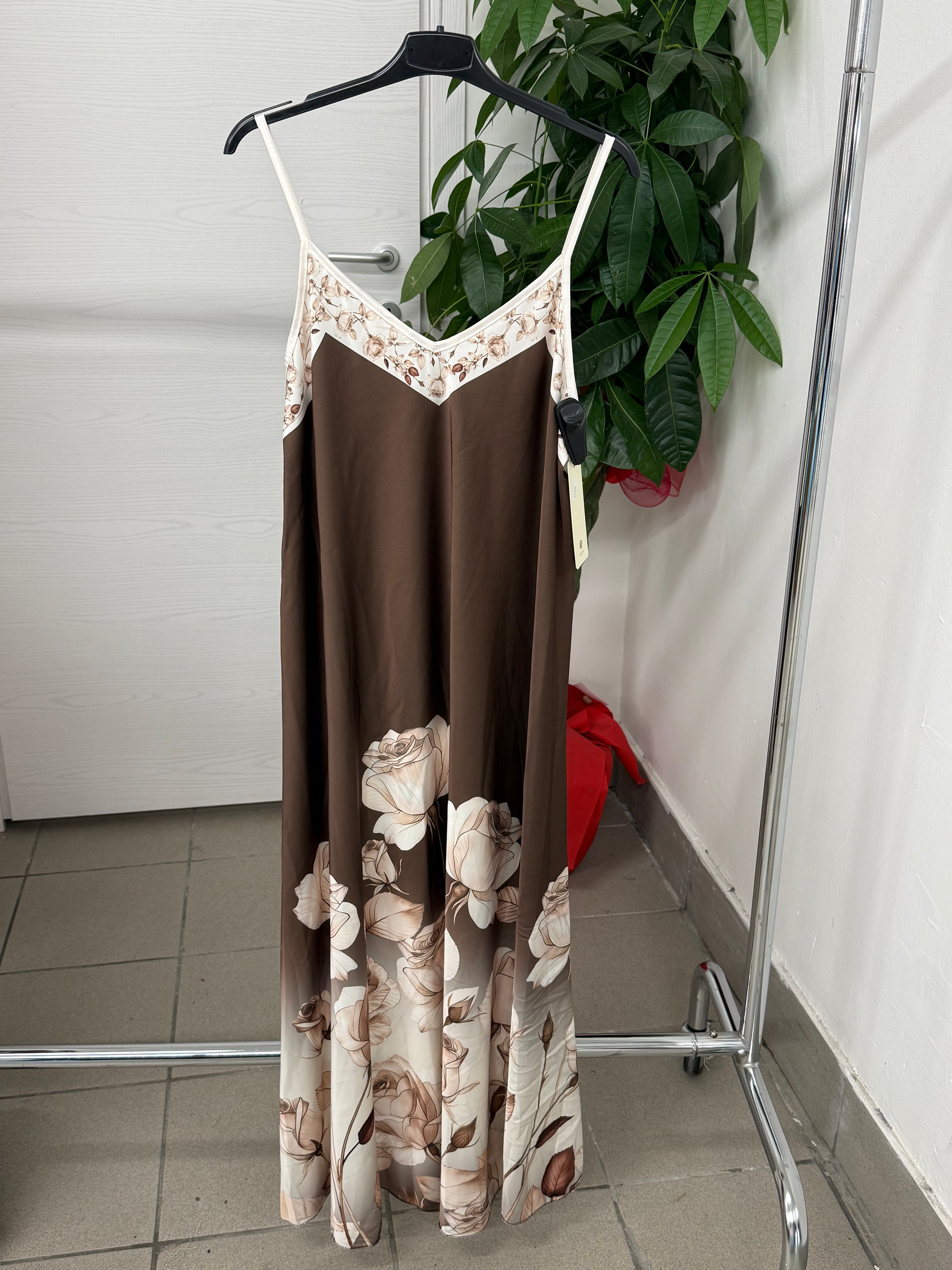 Abito lungo con stampe fiorate FGD MODA