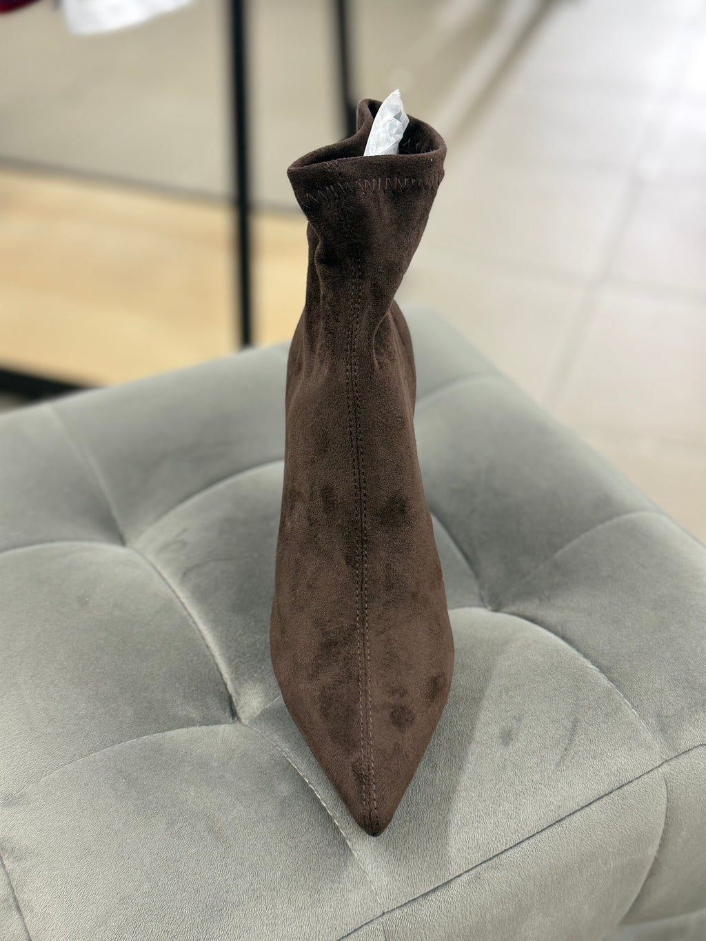 Stivaletti In Camoscio A Calzino A Punta Tacco 7cm WS228 FGD MODA