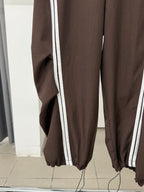 Pantaloni tuta arricciati con strisce laterali e polsini FGD MODA