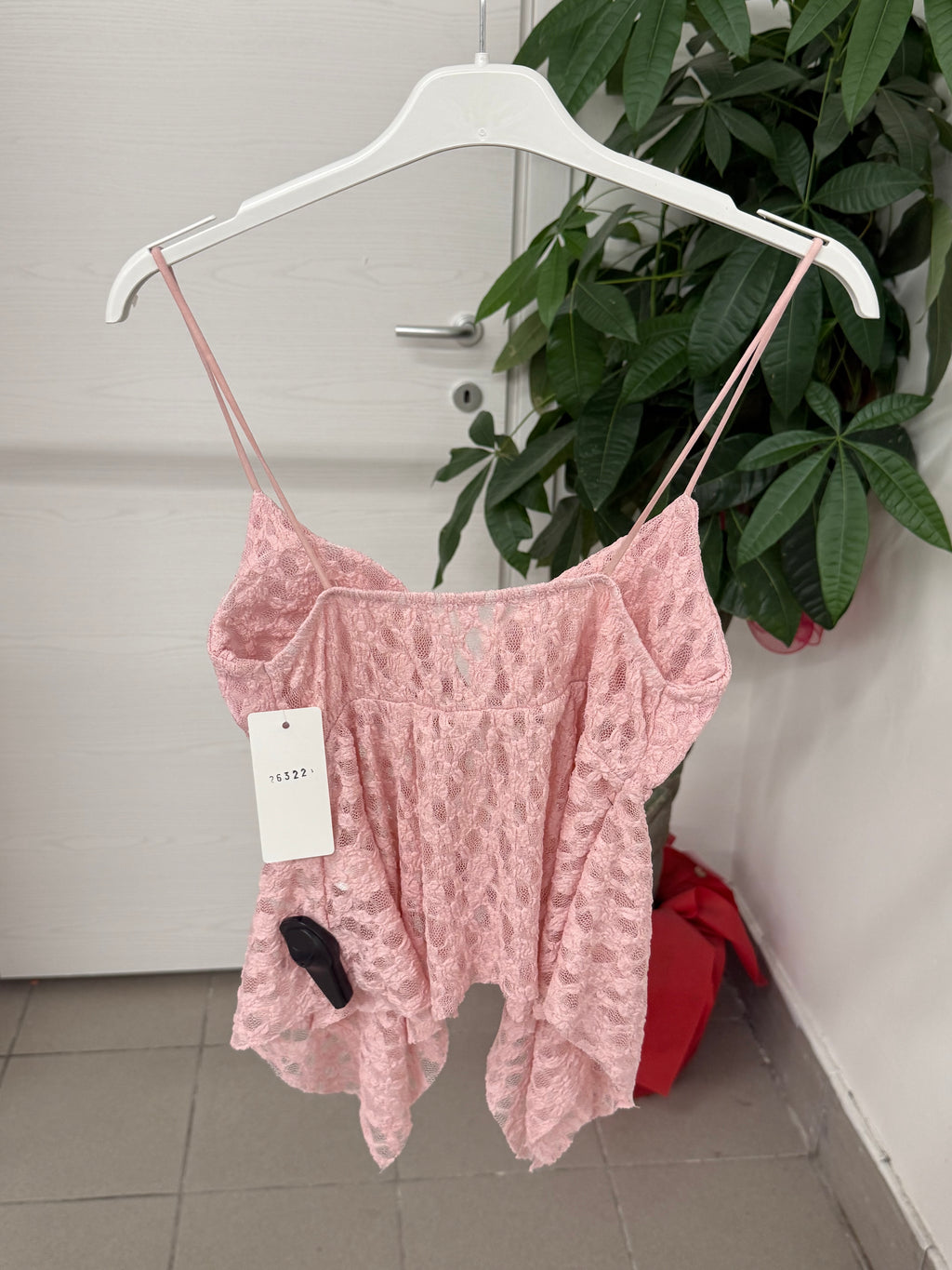 Top in Pizzo a Spalline Fine FGD MODA