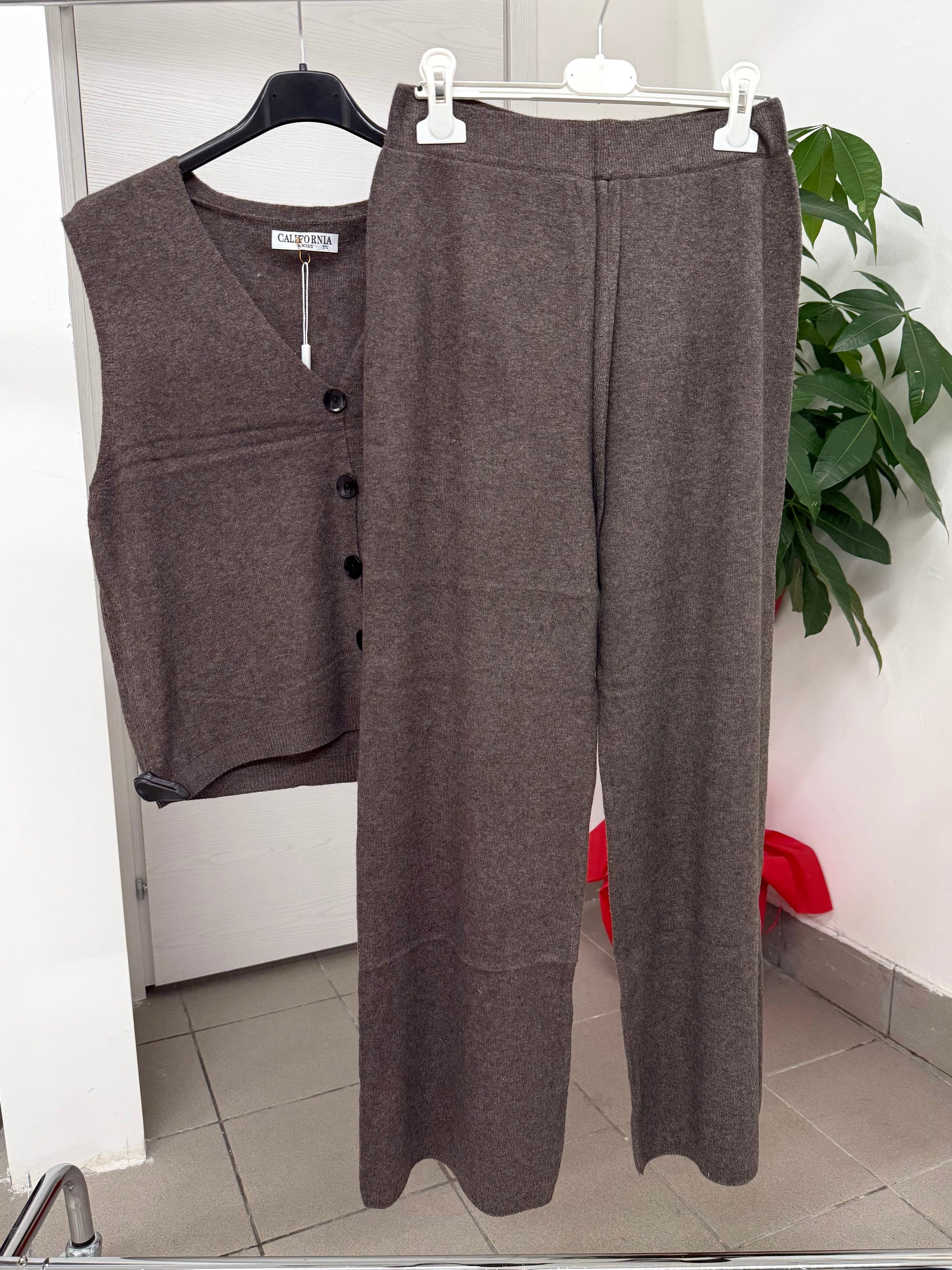 Set coordinato gilet e pantalone FGD MODA