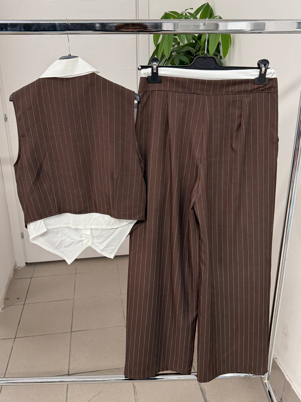 Set coordinato Gilet misto camicia e Pantaloni a palazzo con banda gessato FGD MODA