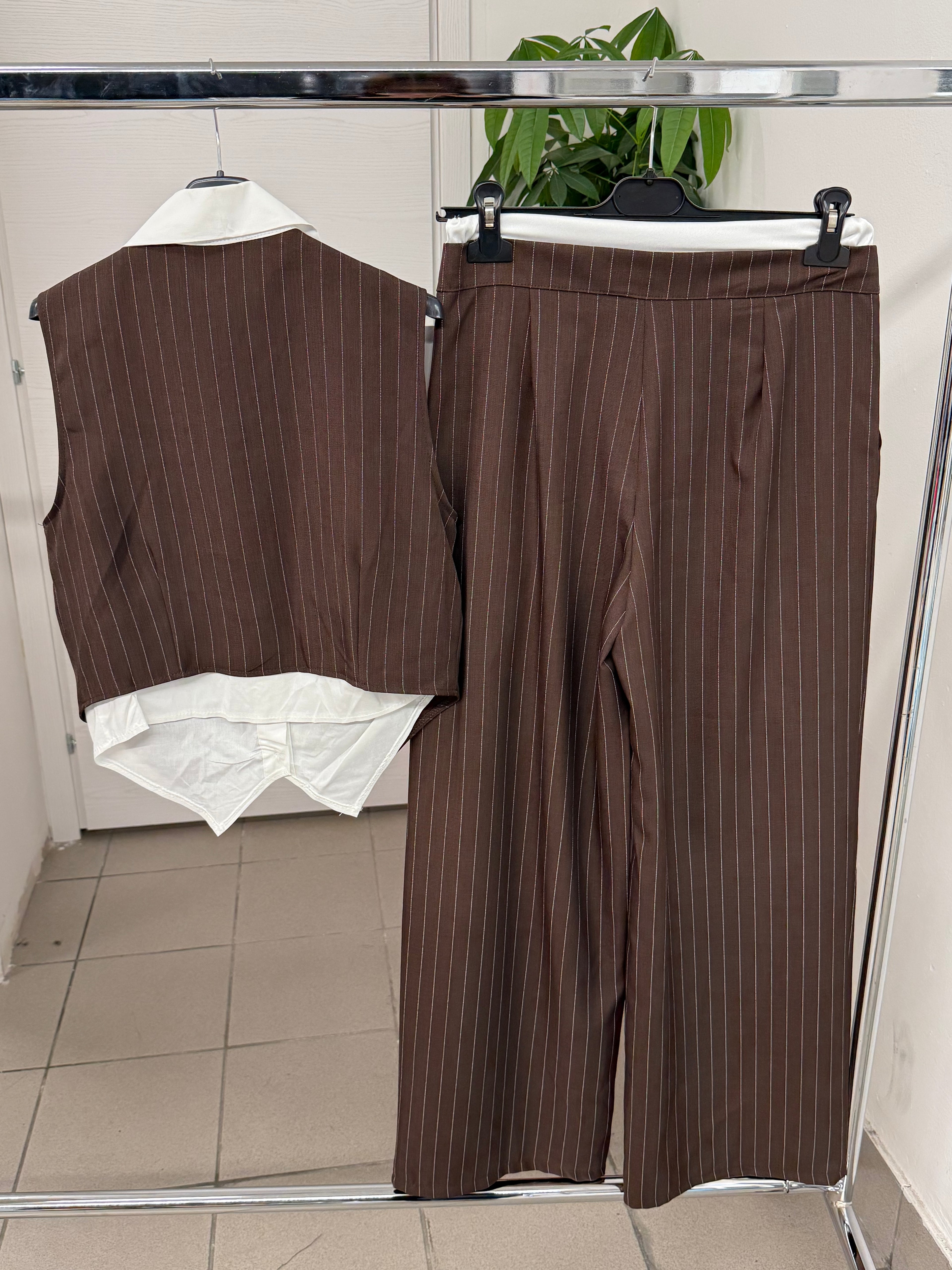 Set coordinato Gilet misto camicia e Pantaloni a palazzo con banda gessato FGD MODA