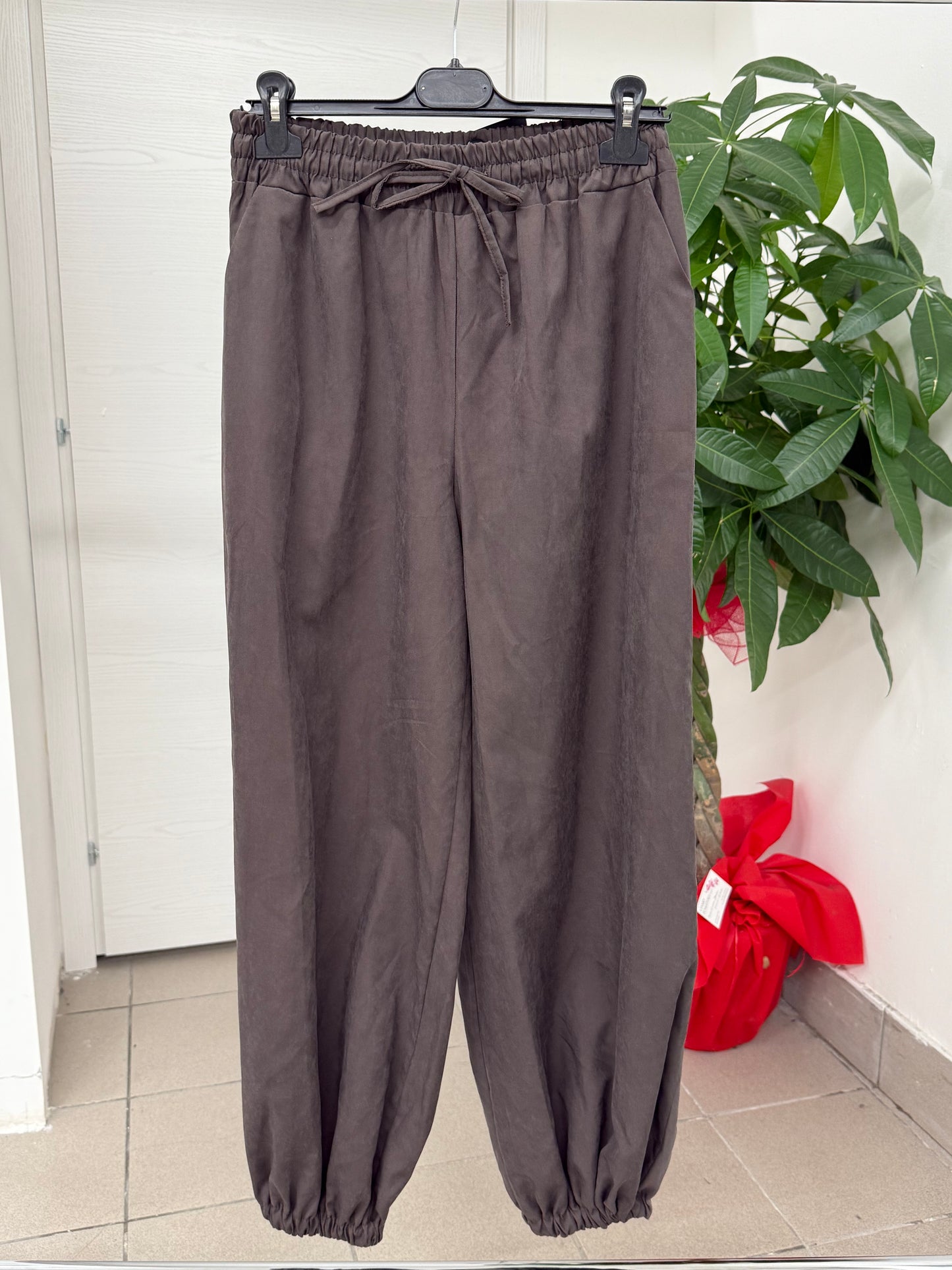 Pantaloni larghi con polsini FGD MODA