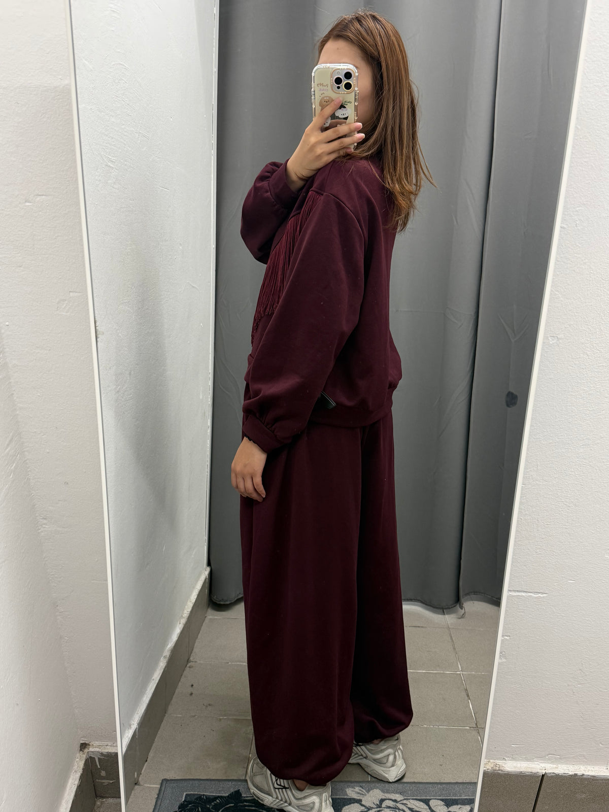 Set Coordinato Garzato Felpa Con Frange E Pantaloni Balloon Con Polsini FGD MODA