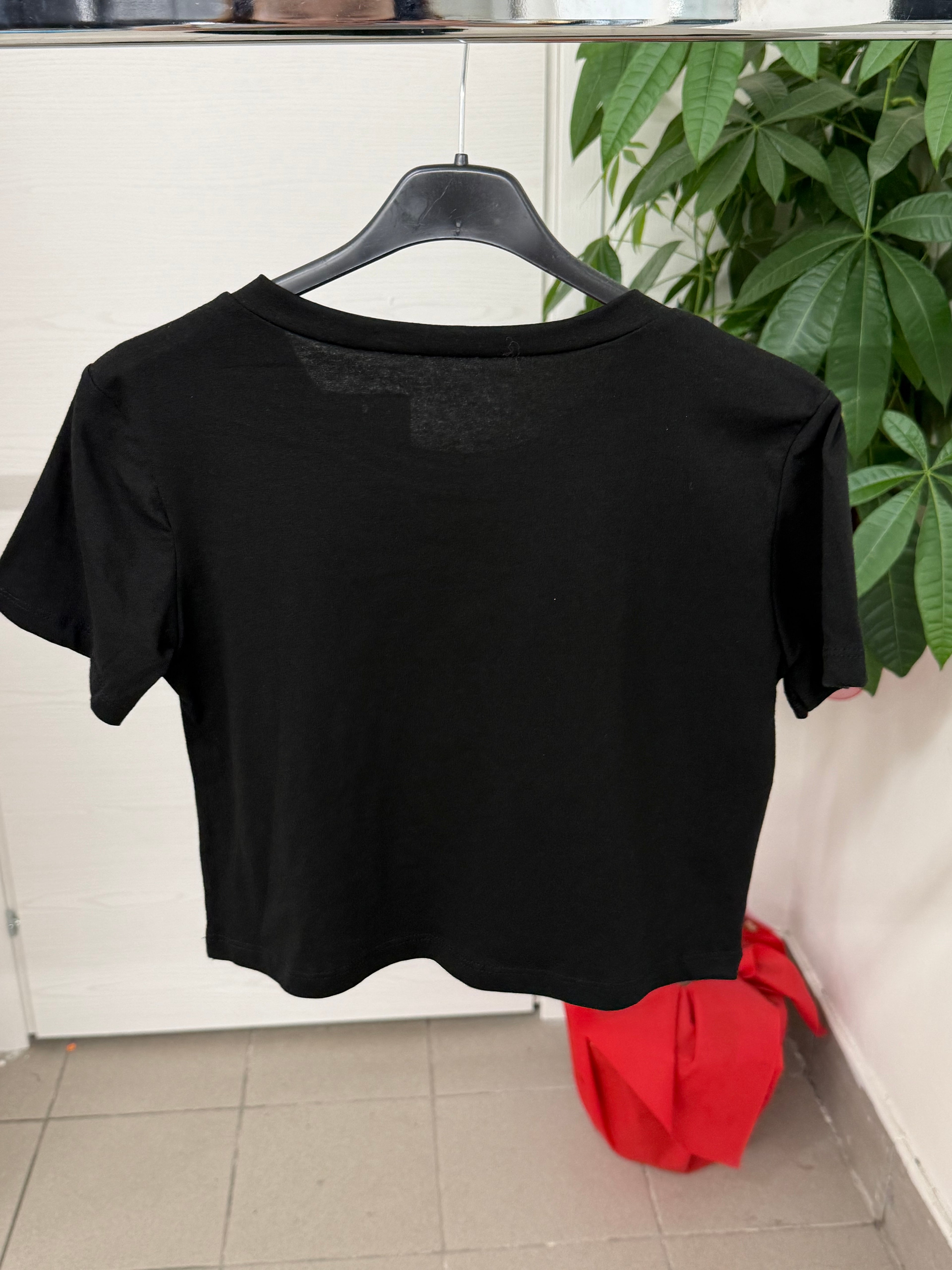 T-shirt in cotone crop con scritta “Non mi dovete stressare” FGD MODA