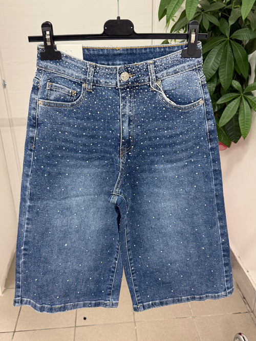 Bermuda di jeans con brillantini KM3586 FGD MODA