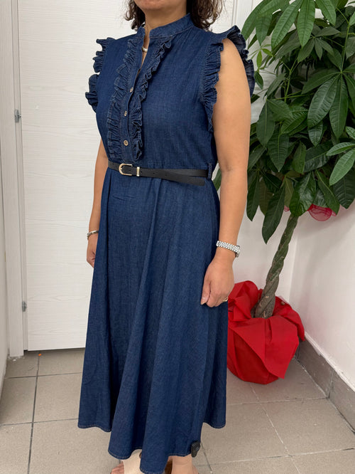 Abito lungo effetto denim con volant sulle spalle e cinta FGD MODA