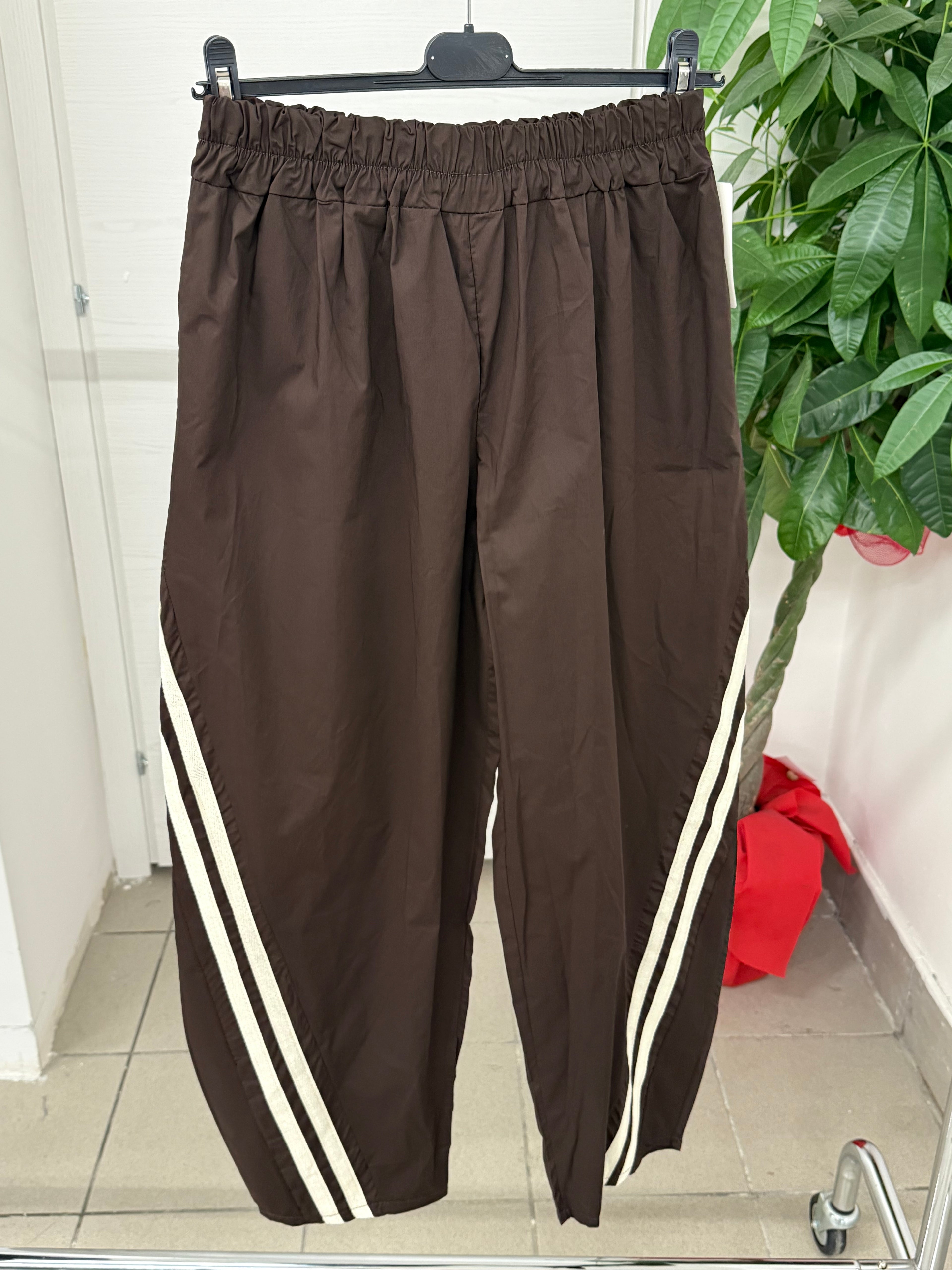 Pantaloni in cotone balloon con strisce laterali FGD MODA