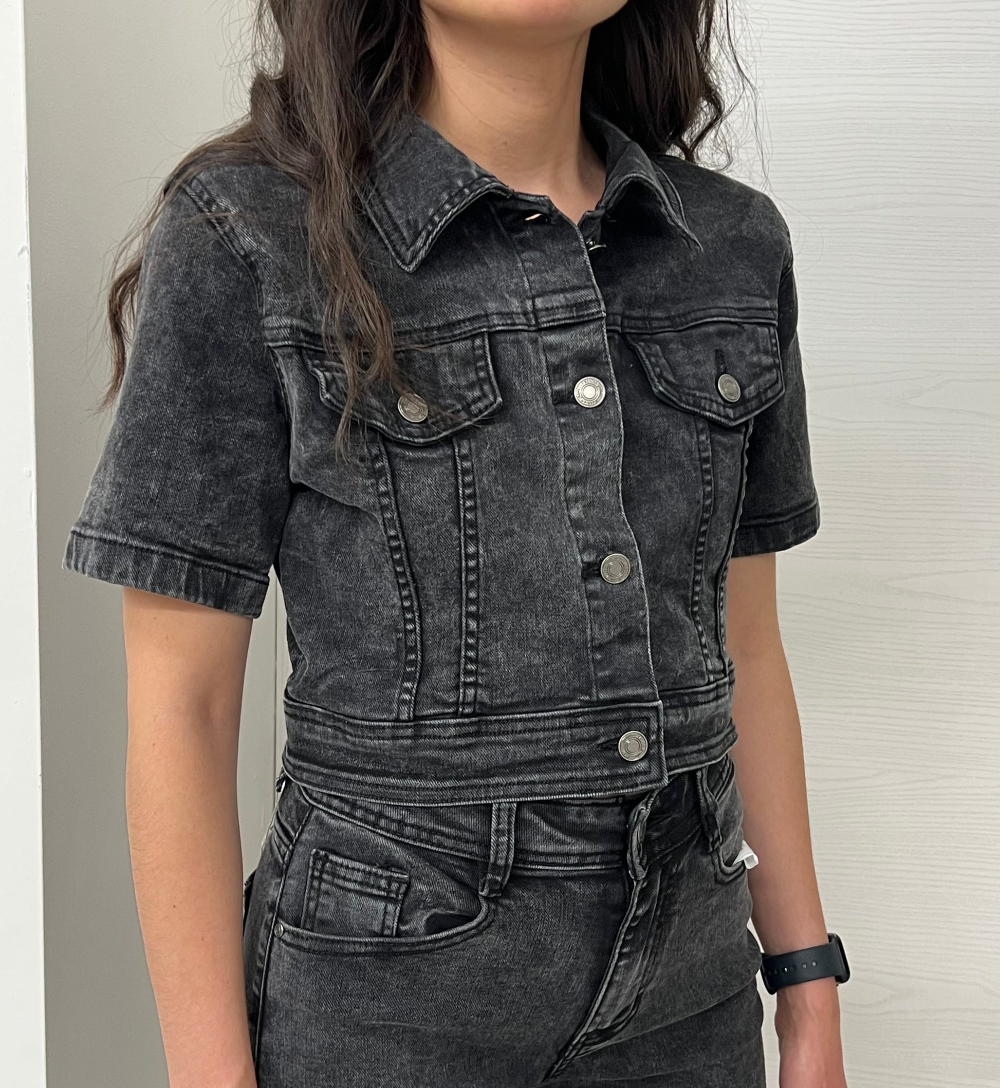 Top denim con bottoni FGD MODA