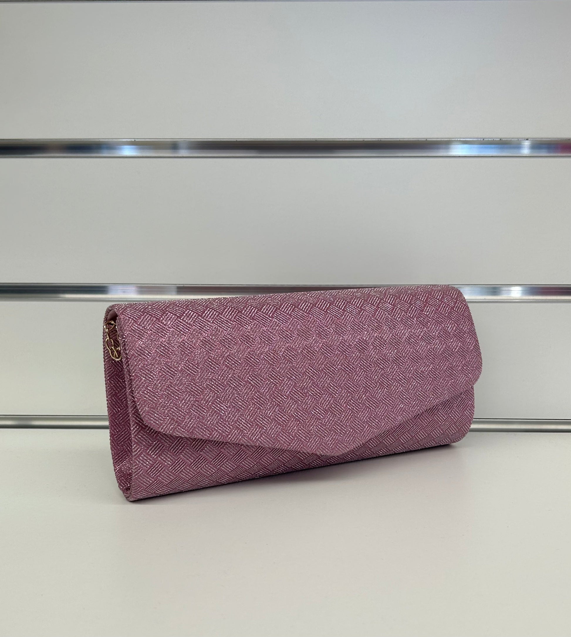 Pochette brillantanata con chiusura a bottone e tracolla FGD MODA