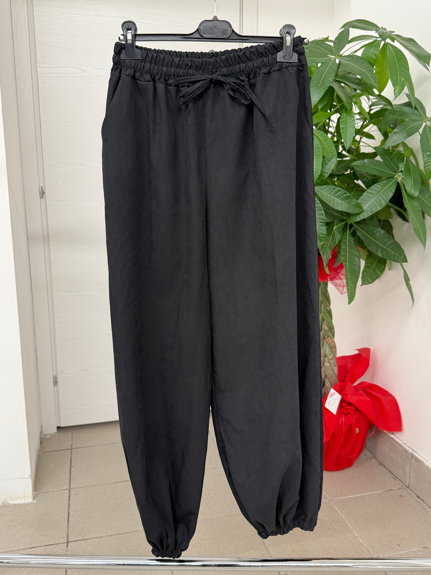 Pantaloni larghi con polsini FGD MODA