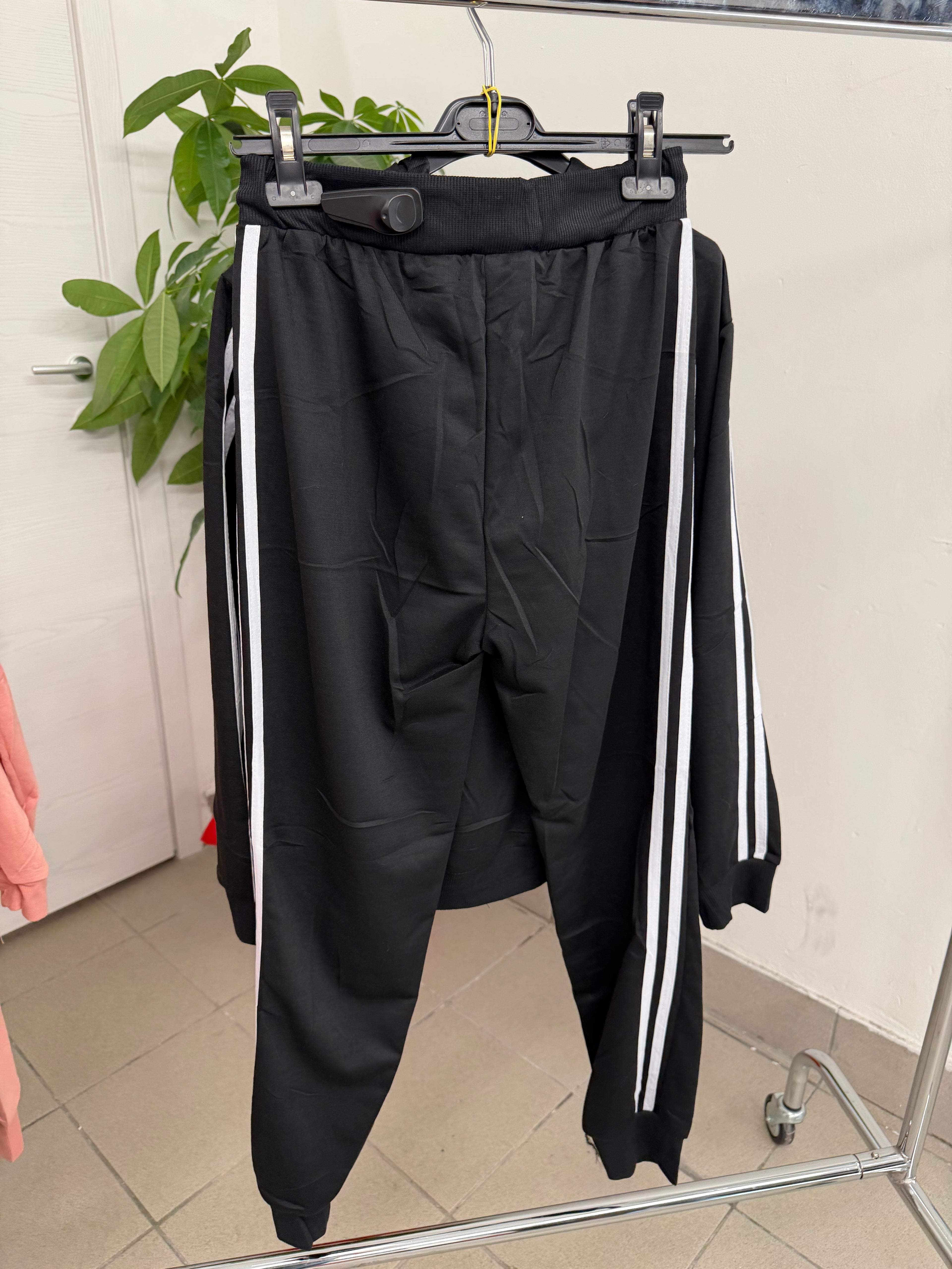 Coordinato felpa e pantalone tuta con i polsini FGD MODA