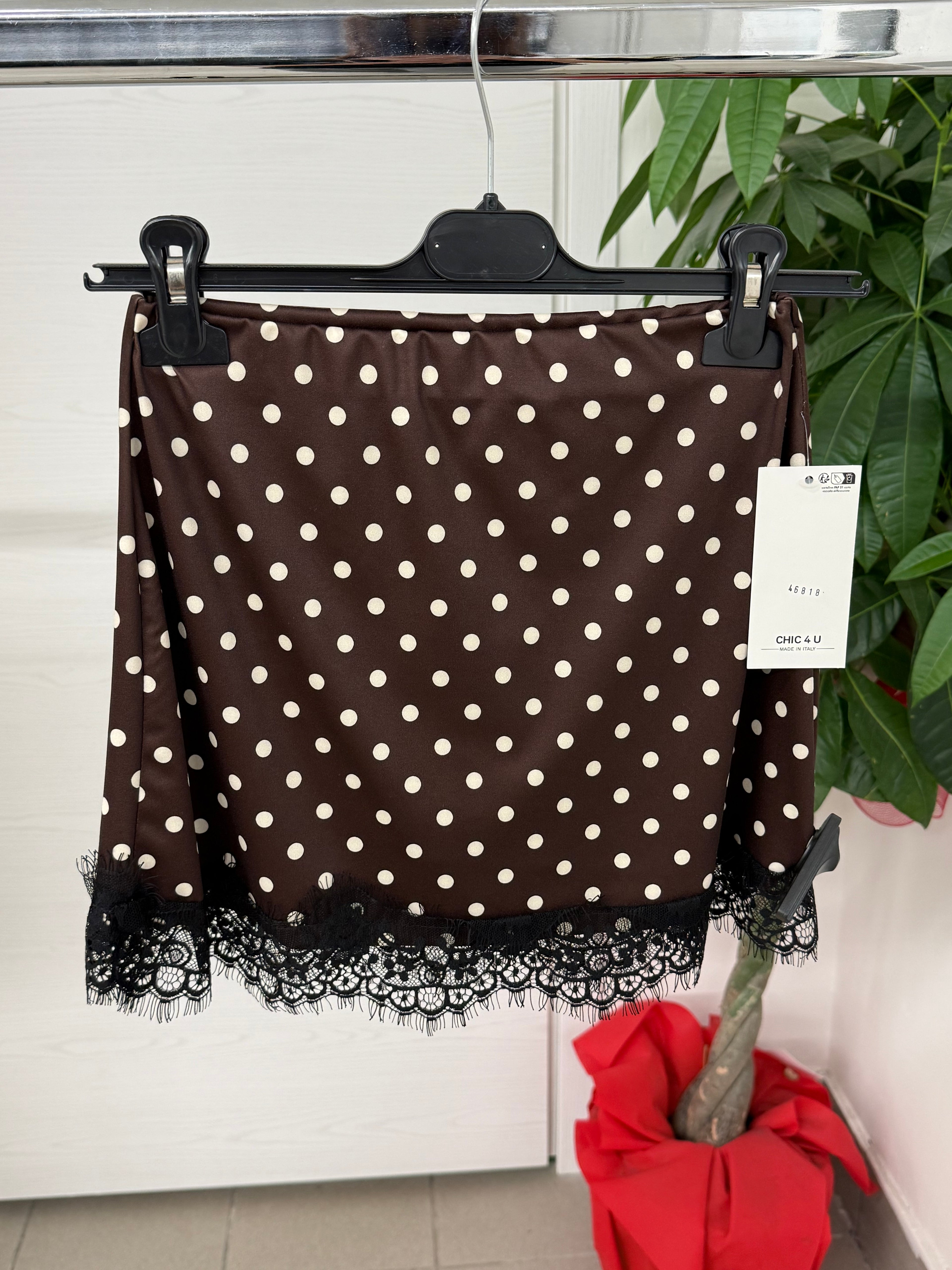Gonna mini a pois con bordo in pizzo FGD MODA