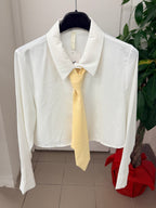 Camicia crop con cravatta tinta unita FGD MODA