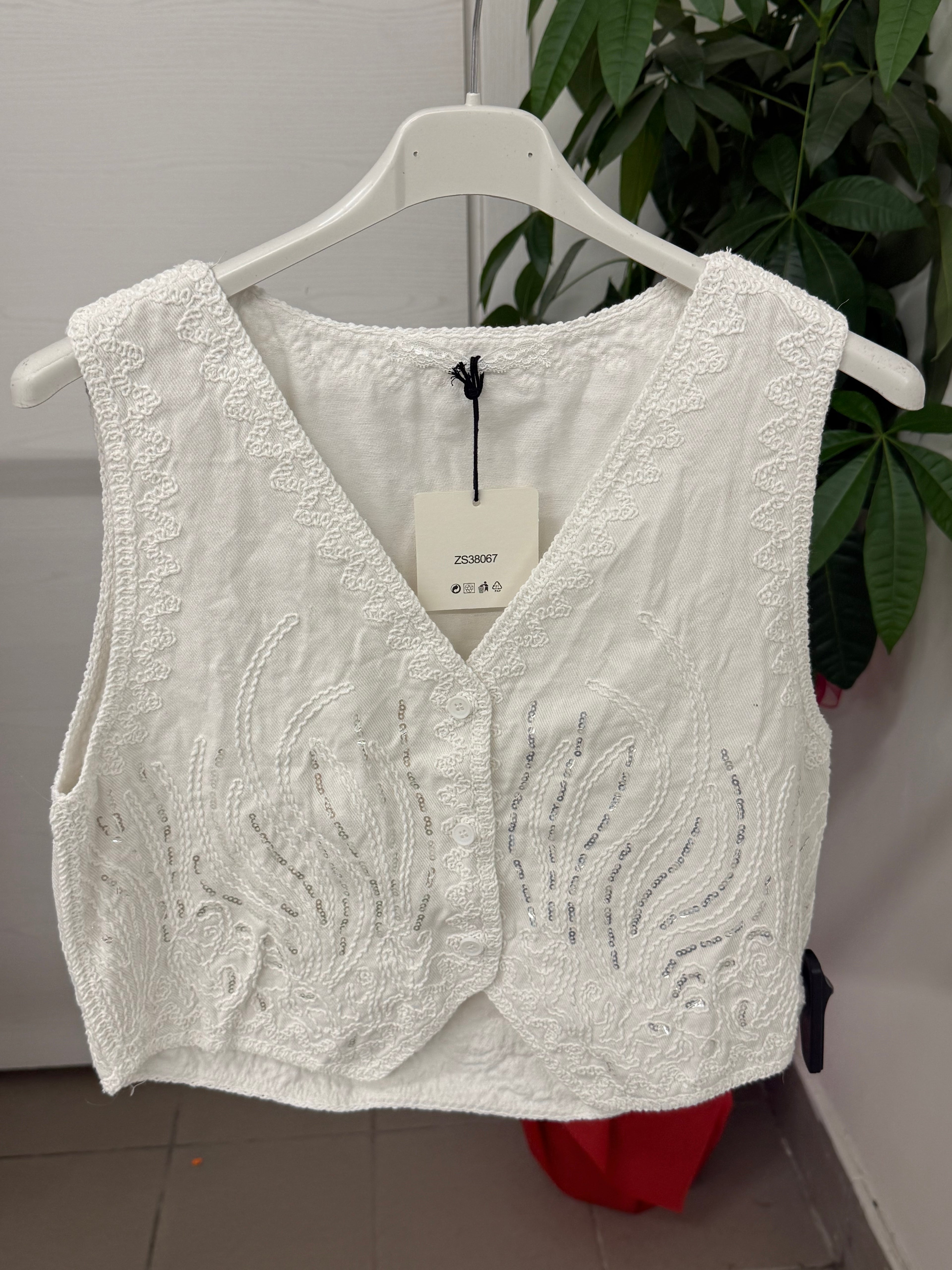 Gilet in cotone con ricami e paillettes FGD MODA