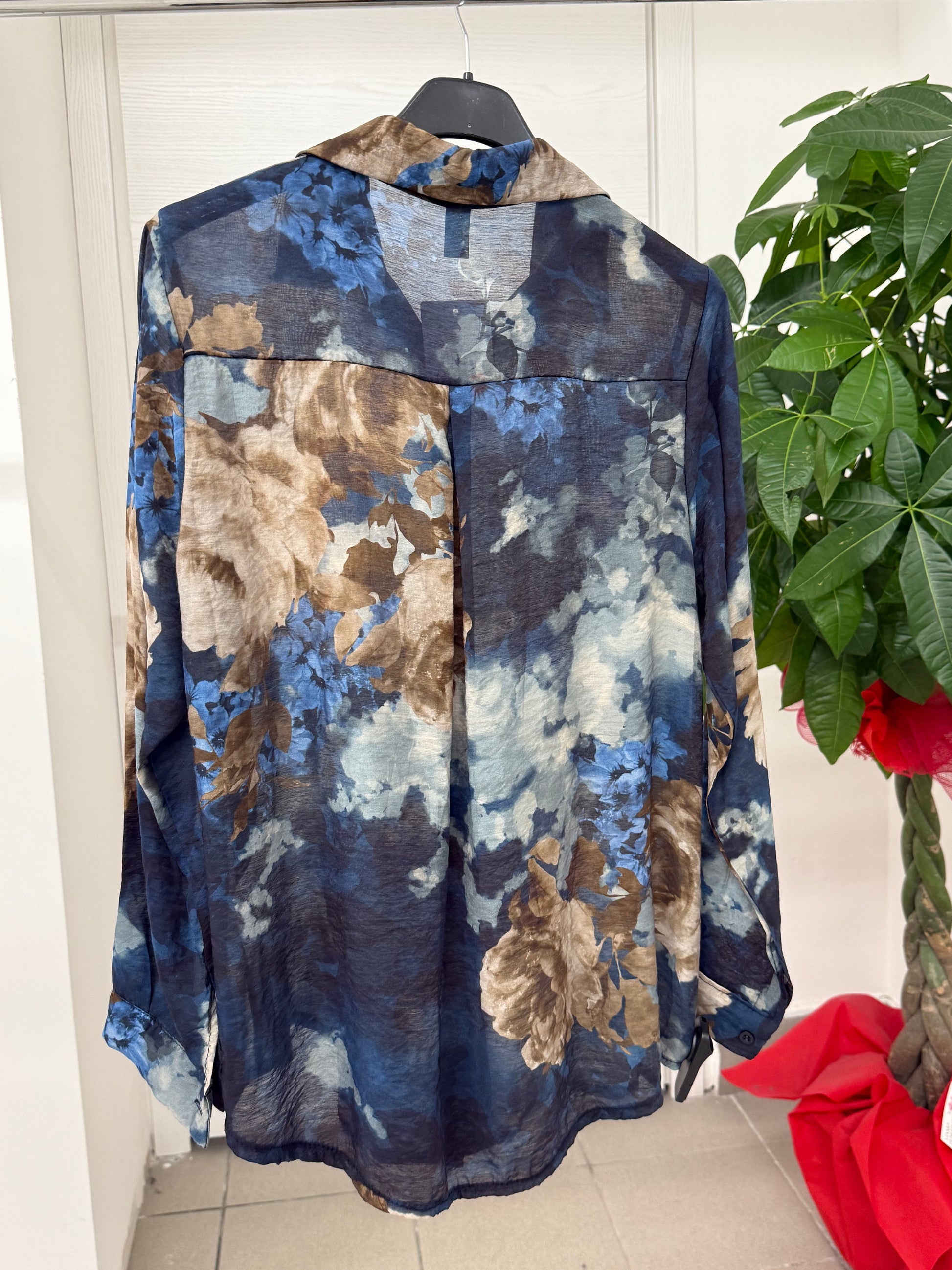 Camicia a maniche lunghe con motivo floreale FGD MODA