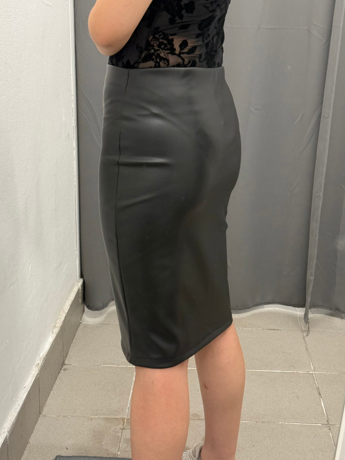 Gonna Midi A Tubino In Ecopelle Con Spacco Laterale FGD MODA