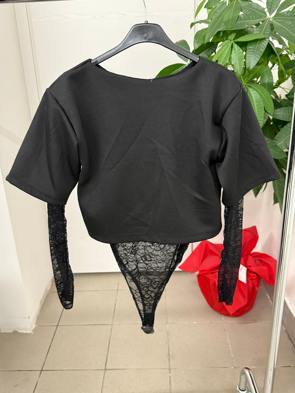 Body con maniche in pizzo FGD MODA