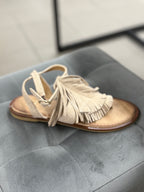 Sandali infradito in camoscio con frange GY8520 FGD MODA